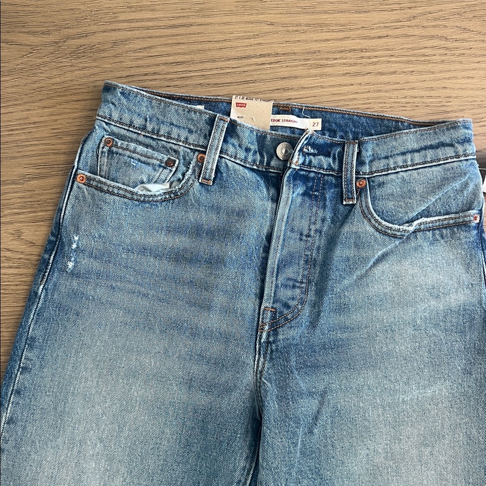 {levi’s} wedgie fit straight cuffed jean
